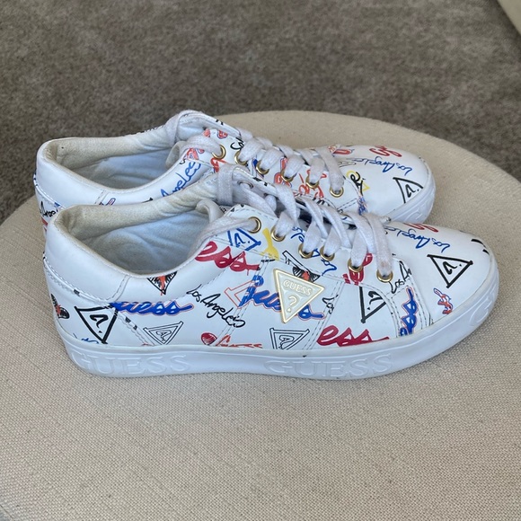Guess Los Angeles collective brand. 6.5 shoes with bright and bold colors. - Picture 1 of 5